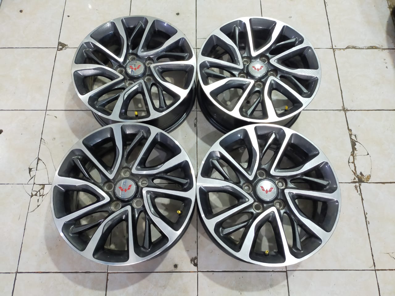 Jual Velg Second Copotan Mobil Wuling Ring 16