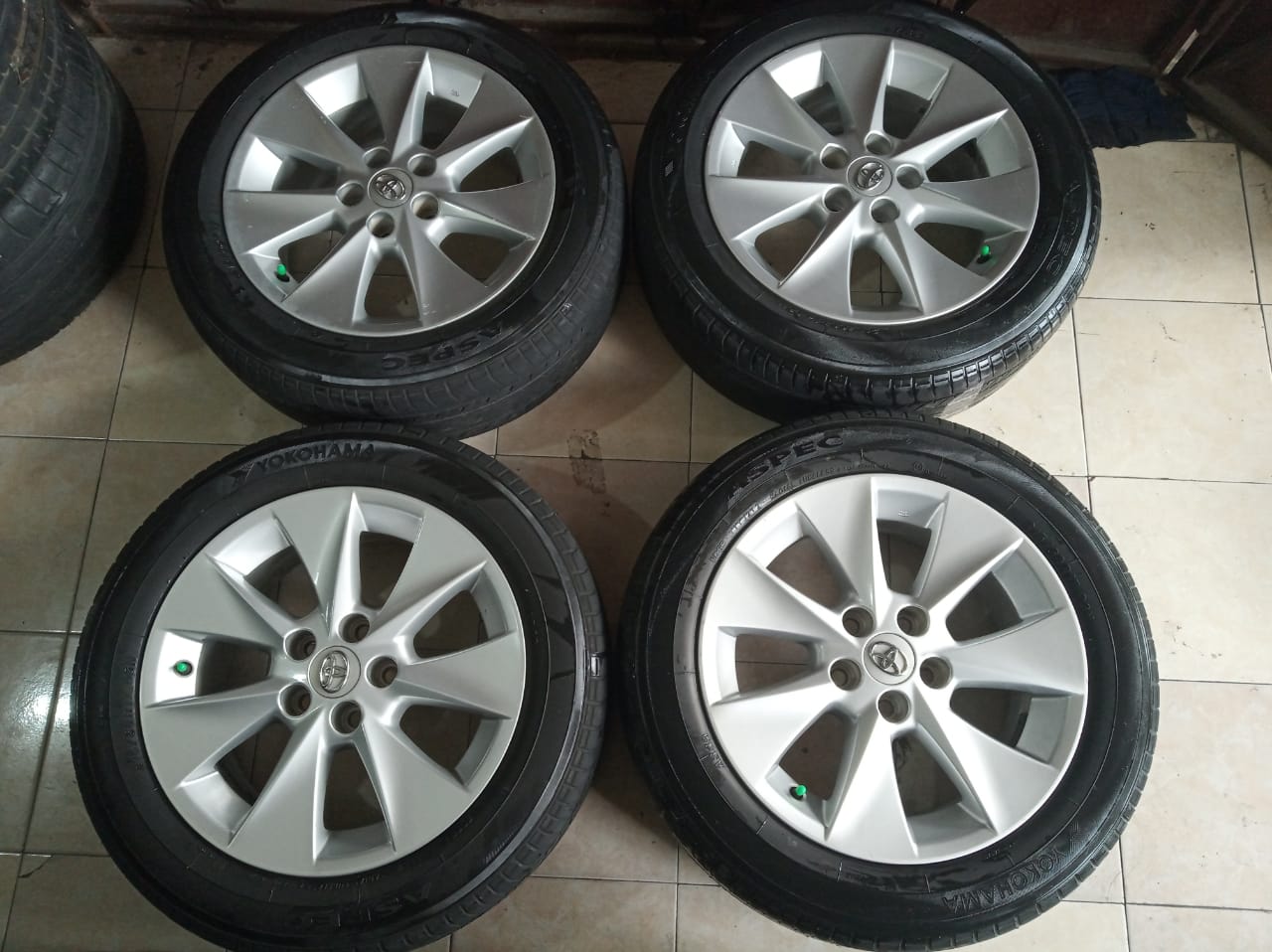 velg oem alphard ring 17 pcd 5×114 plus ban