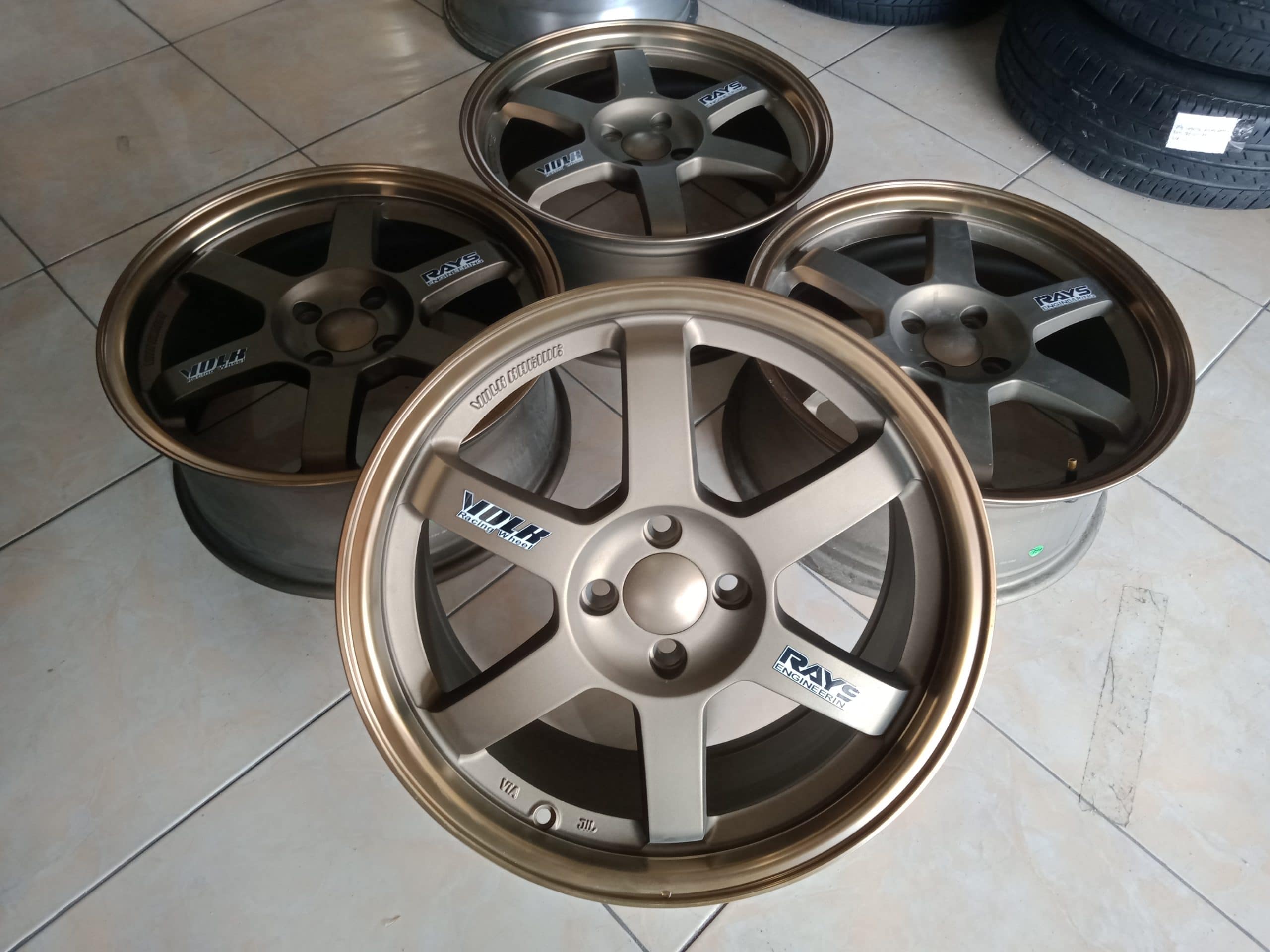 velg mobil racing TE37 R17X7,5 4X100ET40BRONZE