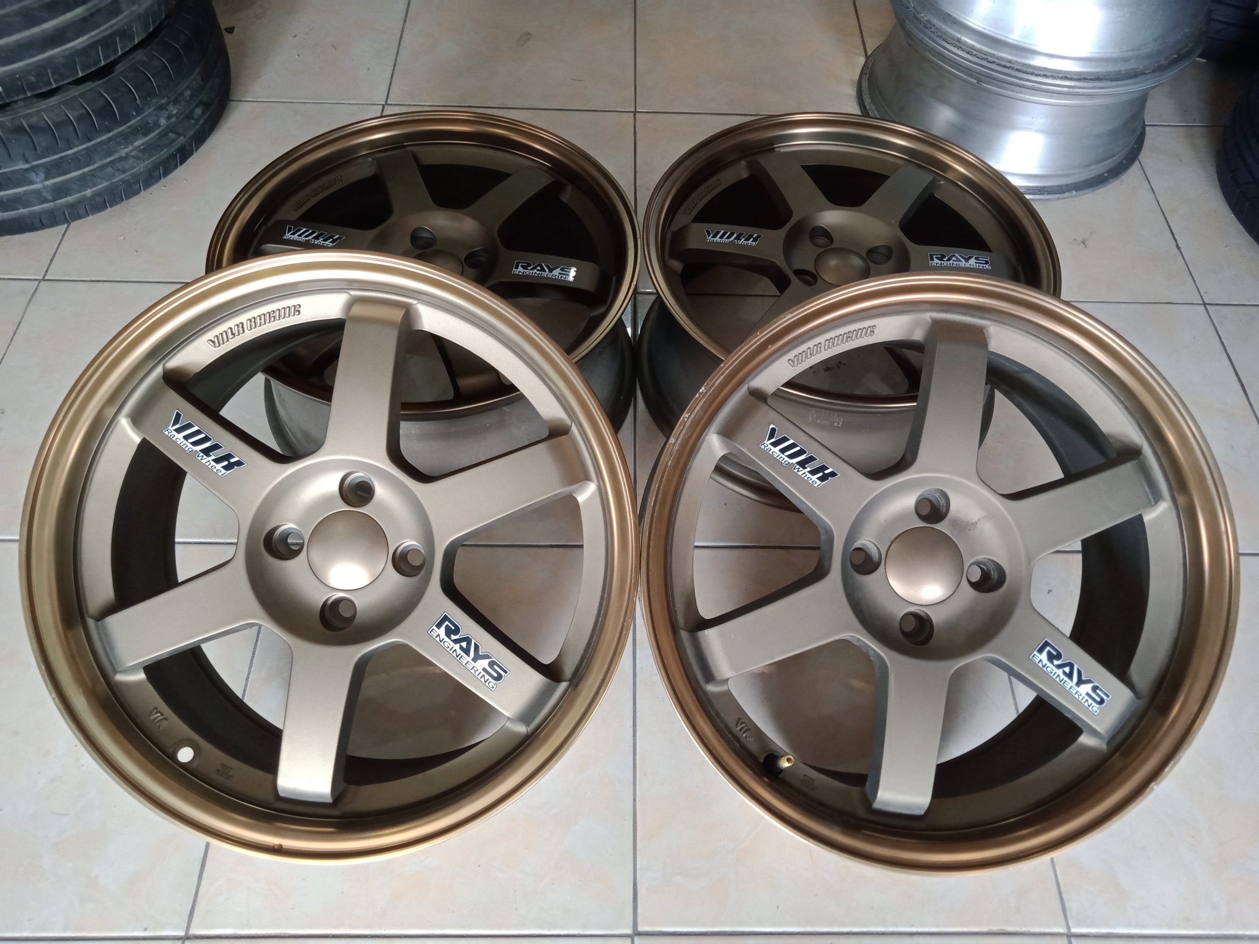 velg mobil racing TE37 R17X7,5 4X100ET40BRONZE