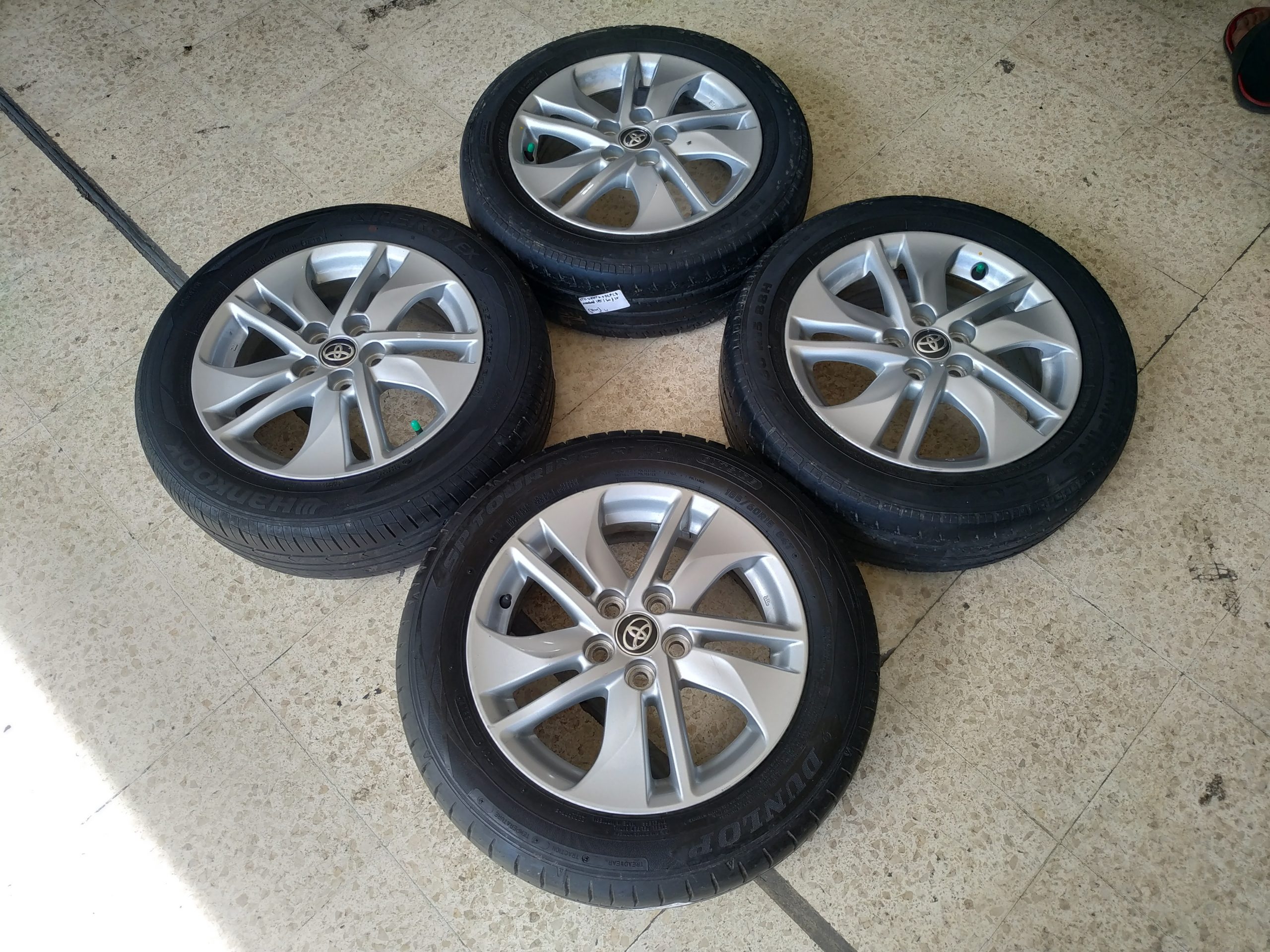 Dijual Velg OEM Sienta Ring 15 Pcd 4×100