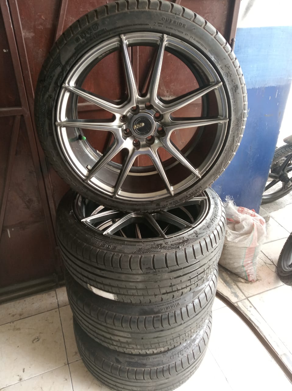 Jual Jual Veleg Racing mobil adv 1 Ban 205 45 17 pcd 