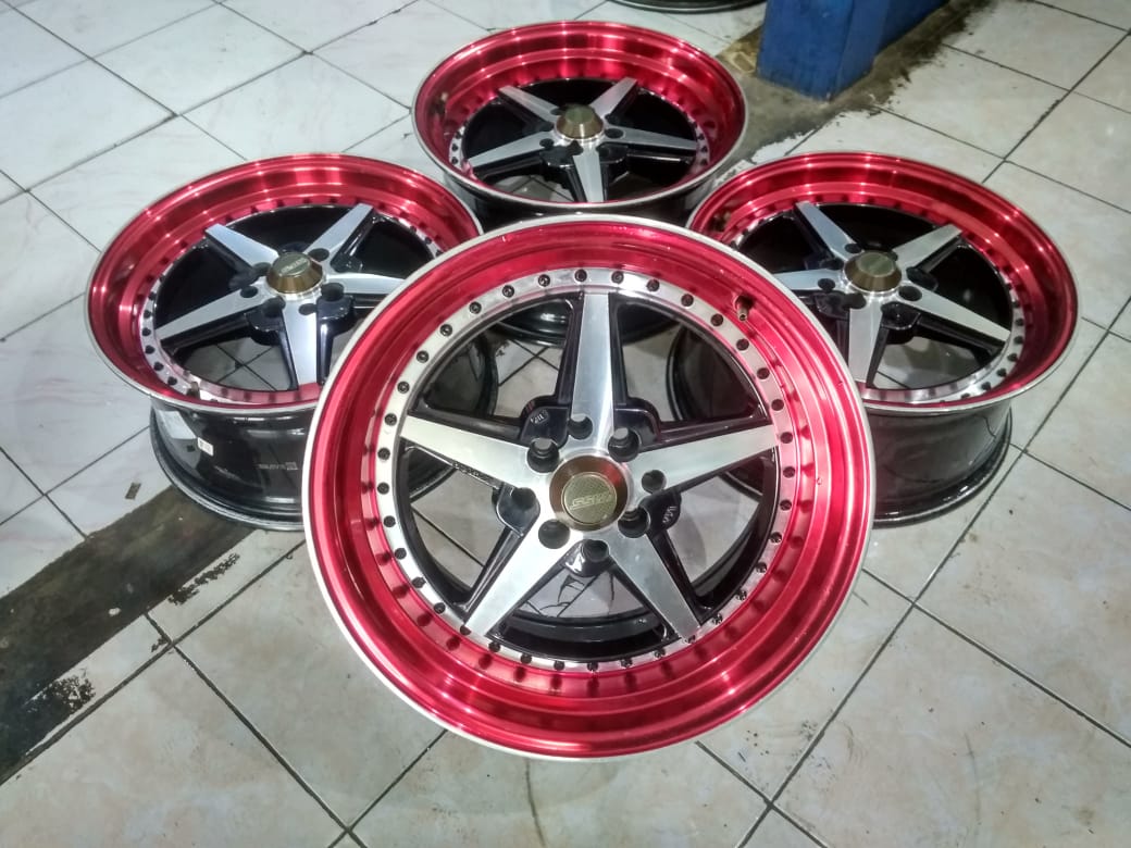 QUIP R17X8-9 8X100-114.3 ET38-30