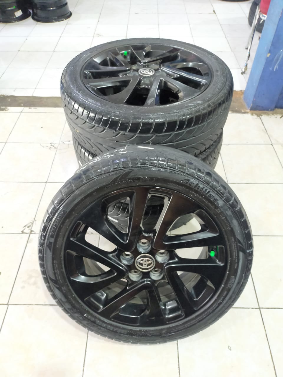 Velg Mobil Bekas STD SIENTA R16 LUBANG 5X100 BAN 195 50 R16