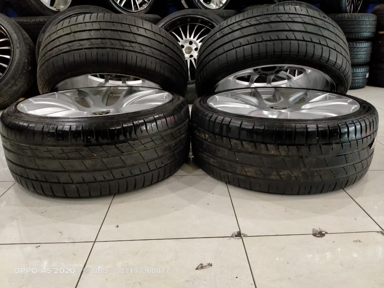 VELG PRIVILAGE RING 22X9-10 PCD 5X114 + BAN IOTA 265-35