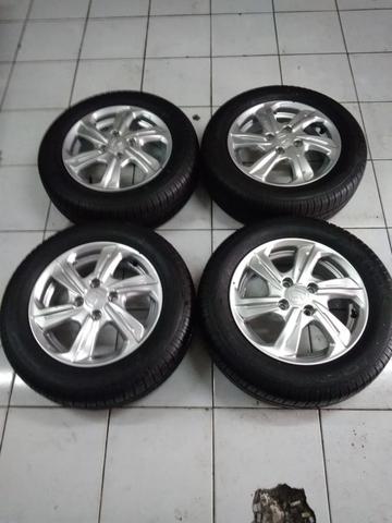 VELG MOBIL STD NEW BRIO +BAN  175 65 R14 (90%