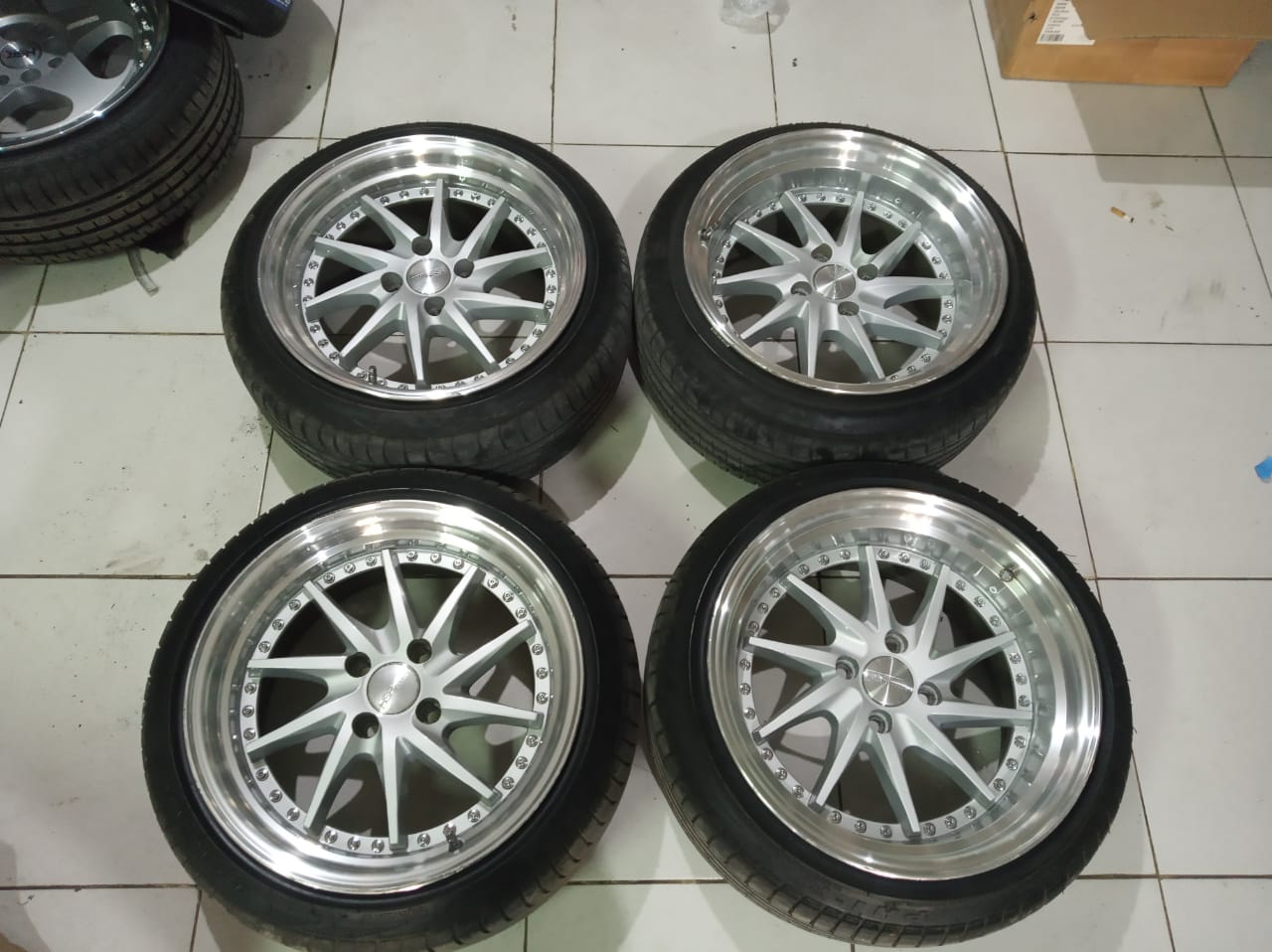 Velg Racing TIAKUR Second R16x8/9 H.4×100 et.35/38warna: silver