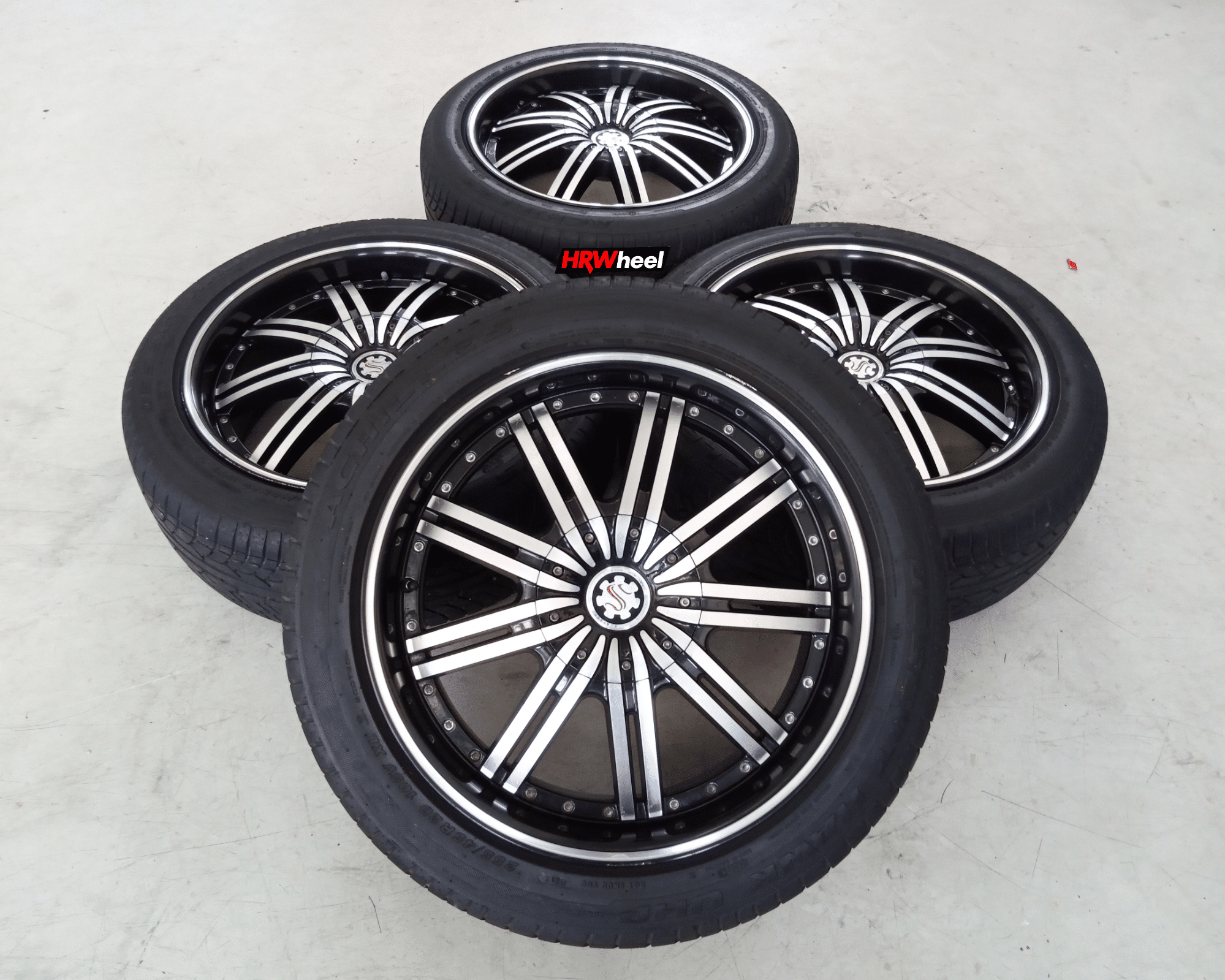 VELG BEKAS TYPE SCARLET RING 20 + BAN 255/45/R20