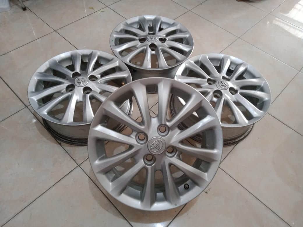 STD ETIOS R15X5,5 4X100ET45SILVER