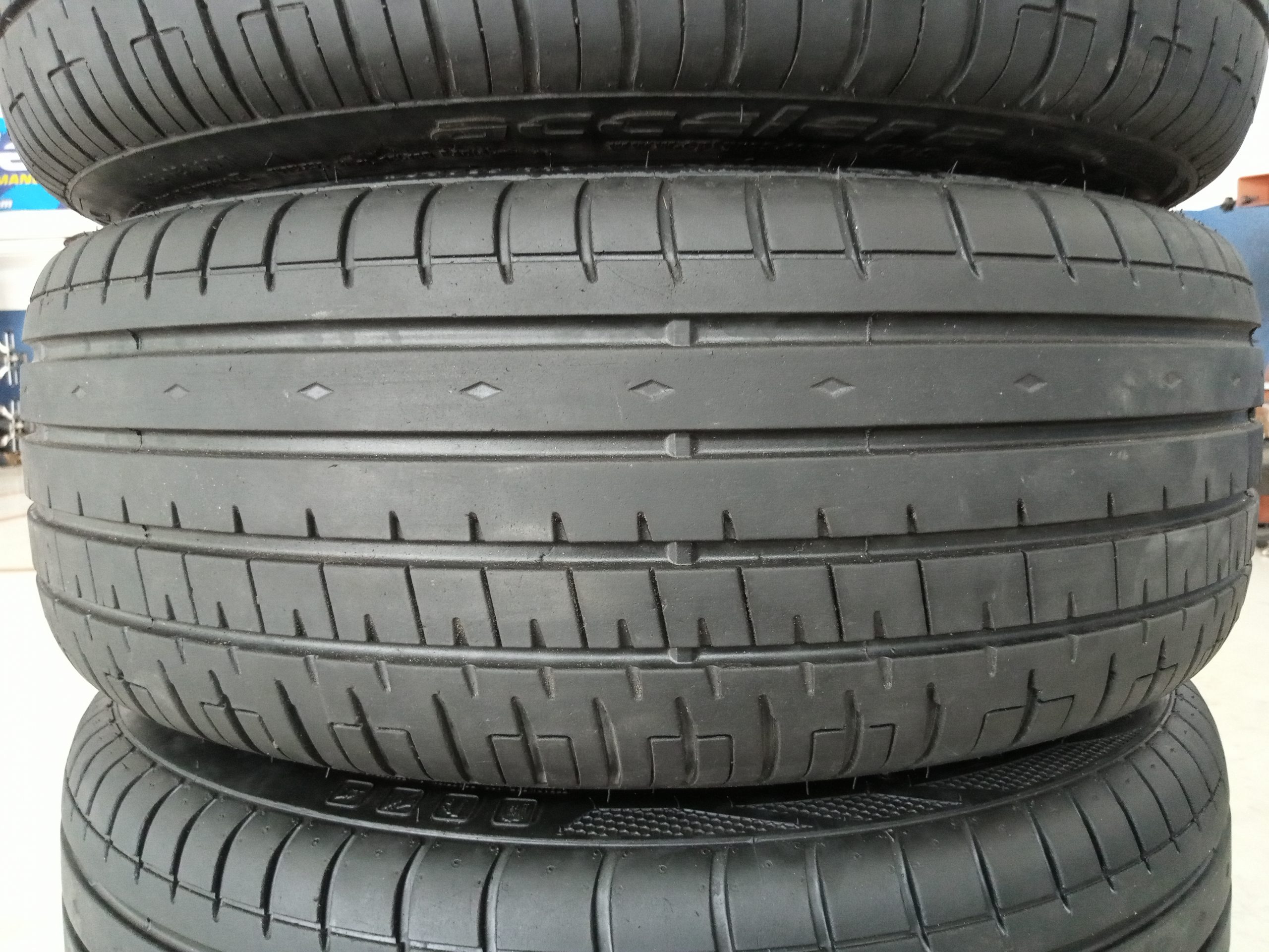 VELG BEKAS TYPE GNOSIS RING 20 + BAN ACCELERA PHI-R 245/40/R20