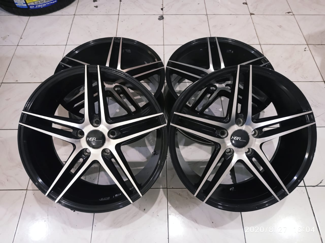 Velg Racing Bekas Merk Hsr NE5 VOSSEN R18X8 5X114,3 ET45