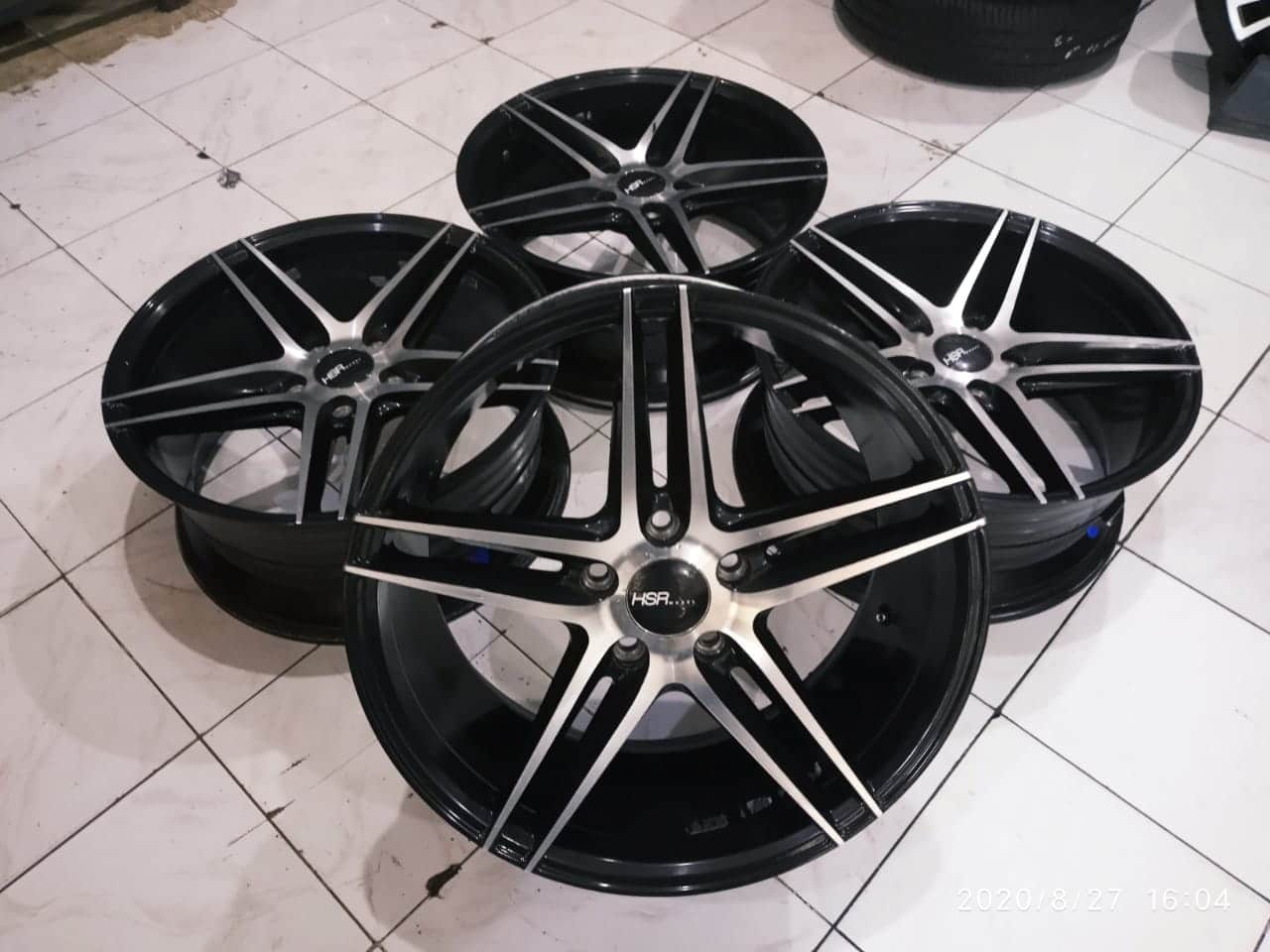 Velg Racing Bekas Merk Hsr NE5 VOSSEN R18X8 5X114,3 ET45