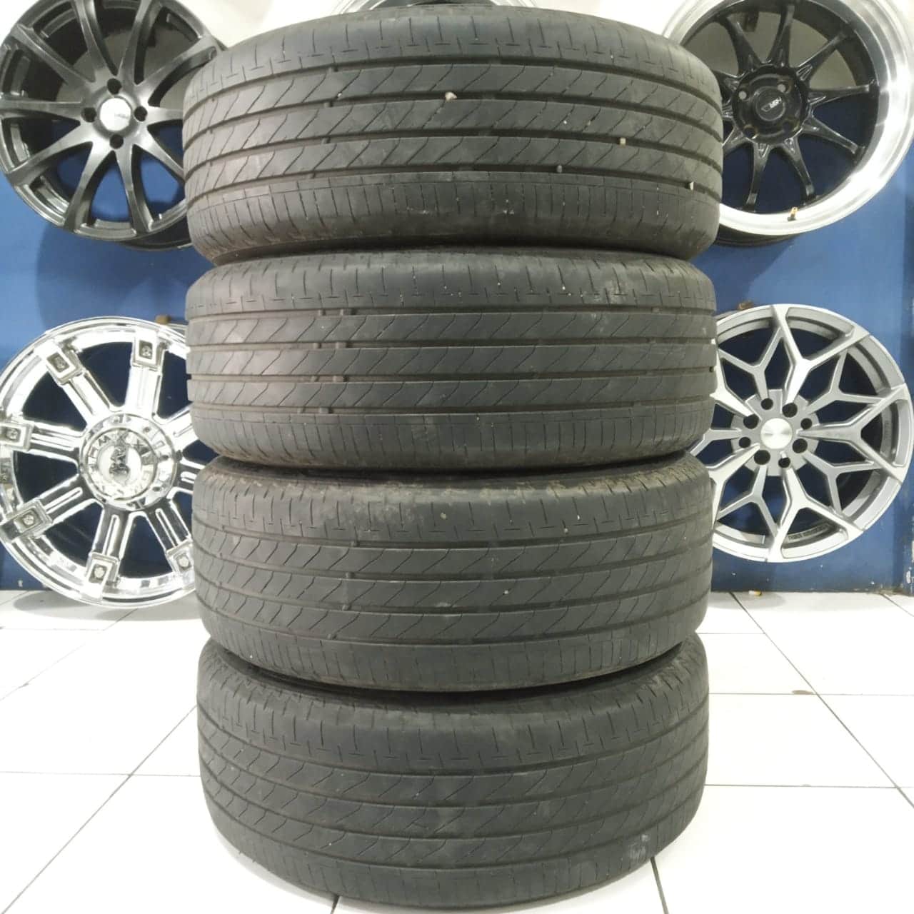 Velg mobil R15 Brio Ayla Datsun Picanto GIO R15 Ban BS 185 55