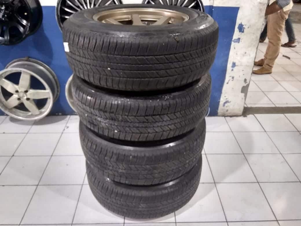 Velg mobil Pajero Fortuner R17 RRE Pcd 6×139,7 + Ban 265 65 Bridgestone