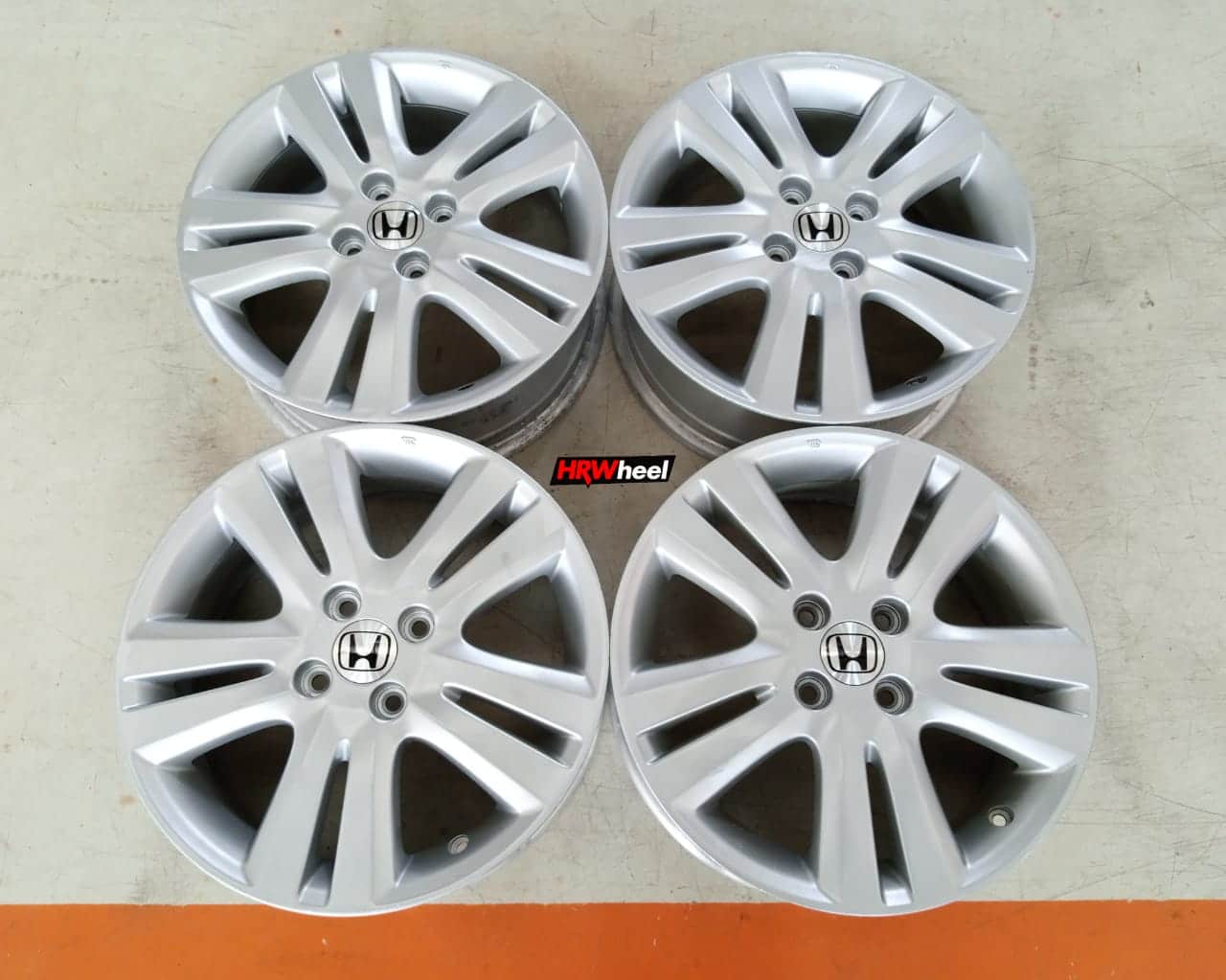 Velg Bekas Oem Honda Jazz Rs Ring 16×6 ET:53 H:4×100 Silver