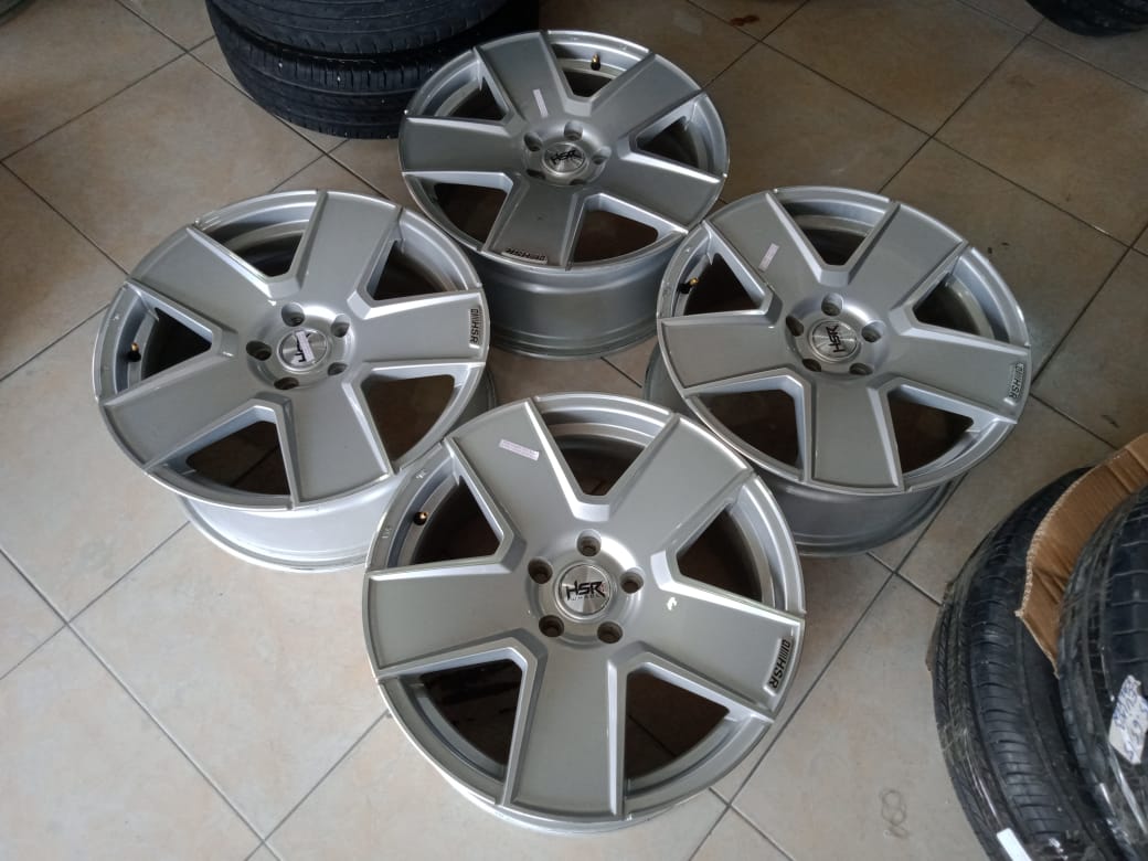 KWOOR (HSR) R18X8 5X114,3ET45SILVER