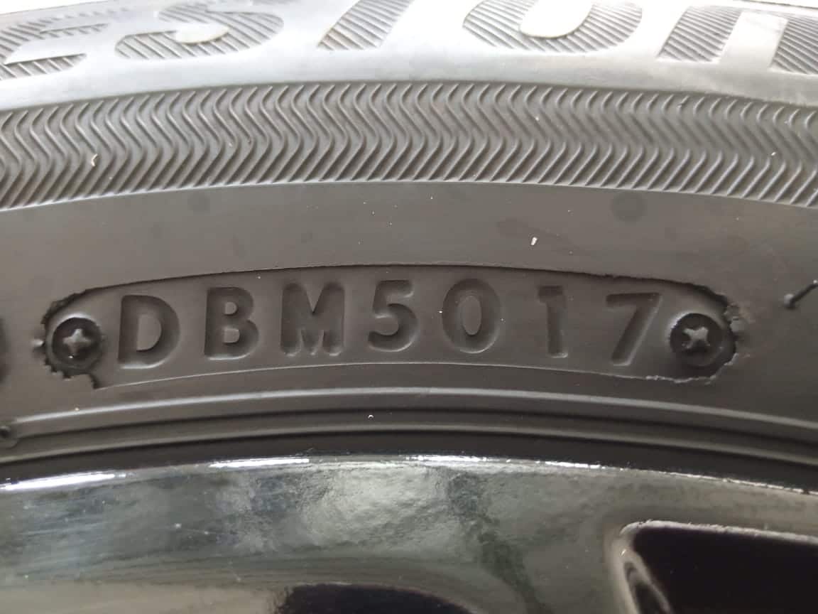 Velg Bekas Oem Suzuki Ignis Ring 15 + Ban Bridgestone 175/65/R15
