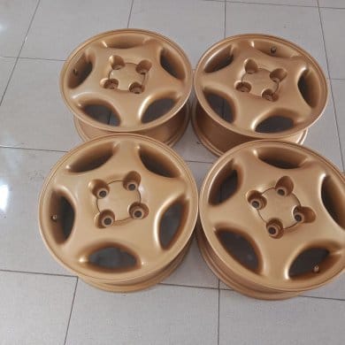 COPOTAN MOBIL GALAND MURAH RING15X6 PCD4X114,3 ET45 GOLD