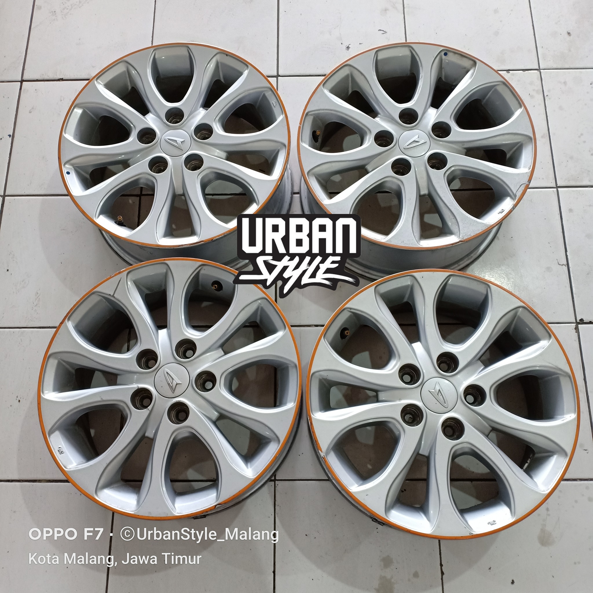 DI JUAL VELG OEM TERIOS R16X6.5 H5X114 ET 50