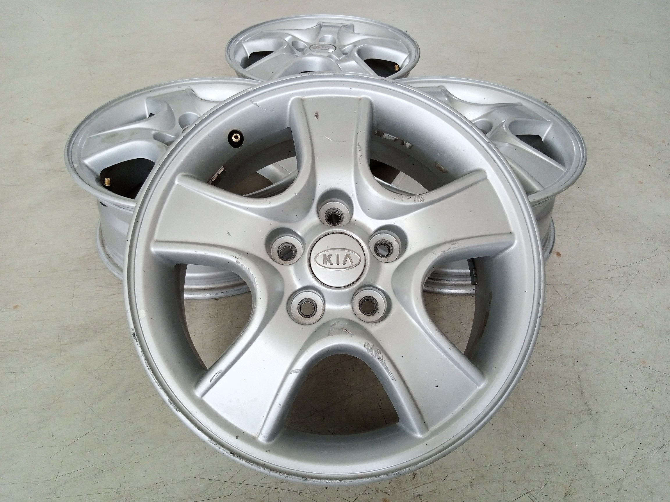 Velg Bekas Oem Hyundai KIA Sportage Ring 16 H:5×114,3 Silver