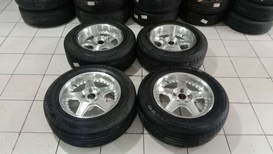 Velg Mobil Bekas Model Racing Hart Ring 16 Pcd 5×114,3