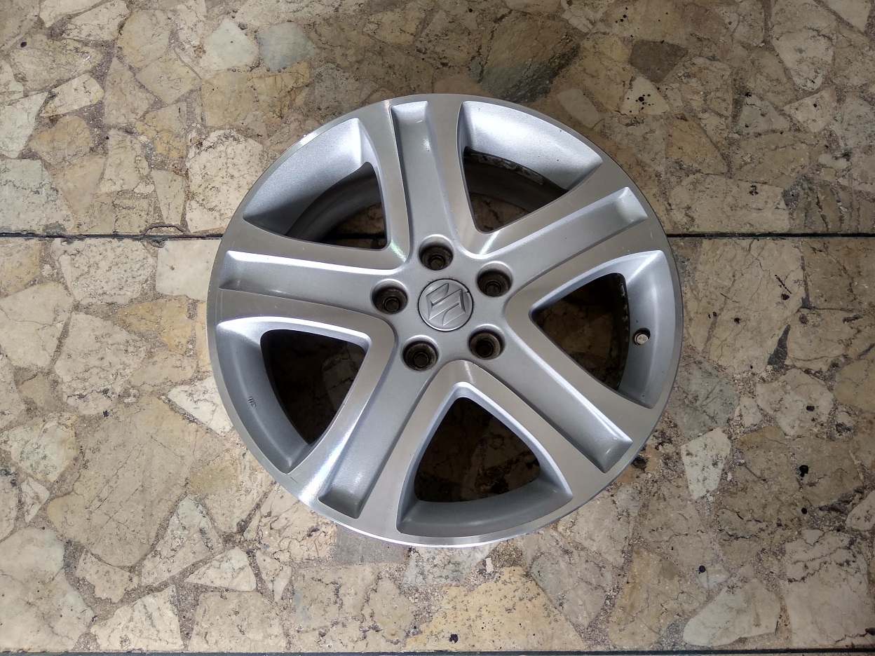 Velg Mobil Ori Copotan Vitara Ring 17 Lebar 6,5 Lubang Baut pcd 5×114