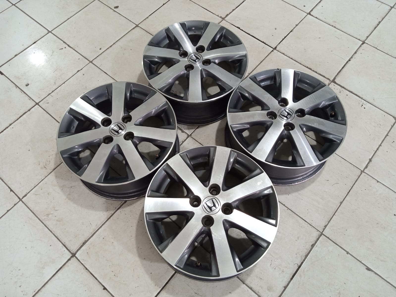 Velg Oem Bekas Freed Ring 15 Pcd 4×100 bisa untuk Brio Mobilio Jazz