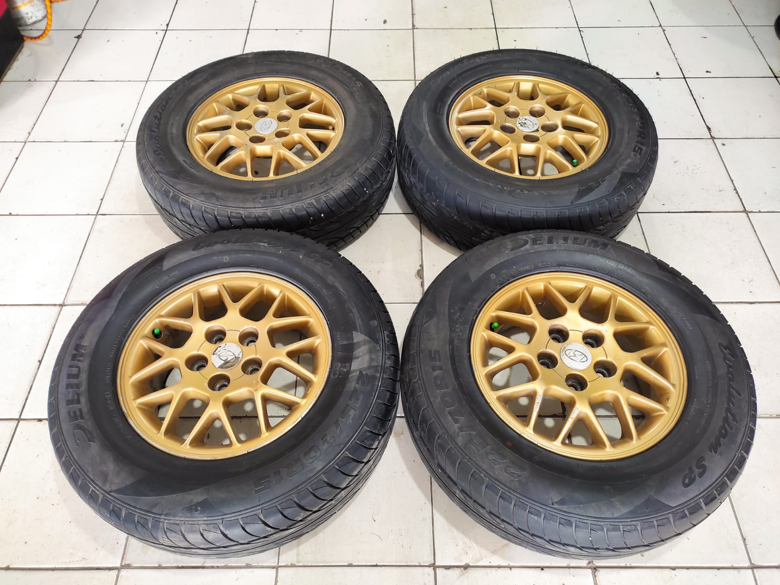 Velg Bekas Model BBS Ring 15 Pcd 5×114,3 Plus Ban 225 70 R15