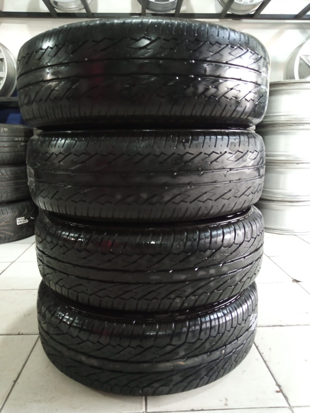 Velg Bekas Standar Yaris P8 Ring 15 Pcd 4×100 Plus Ban