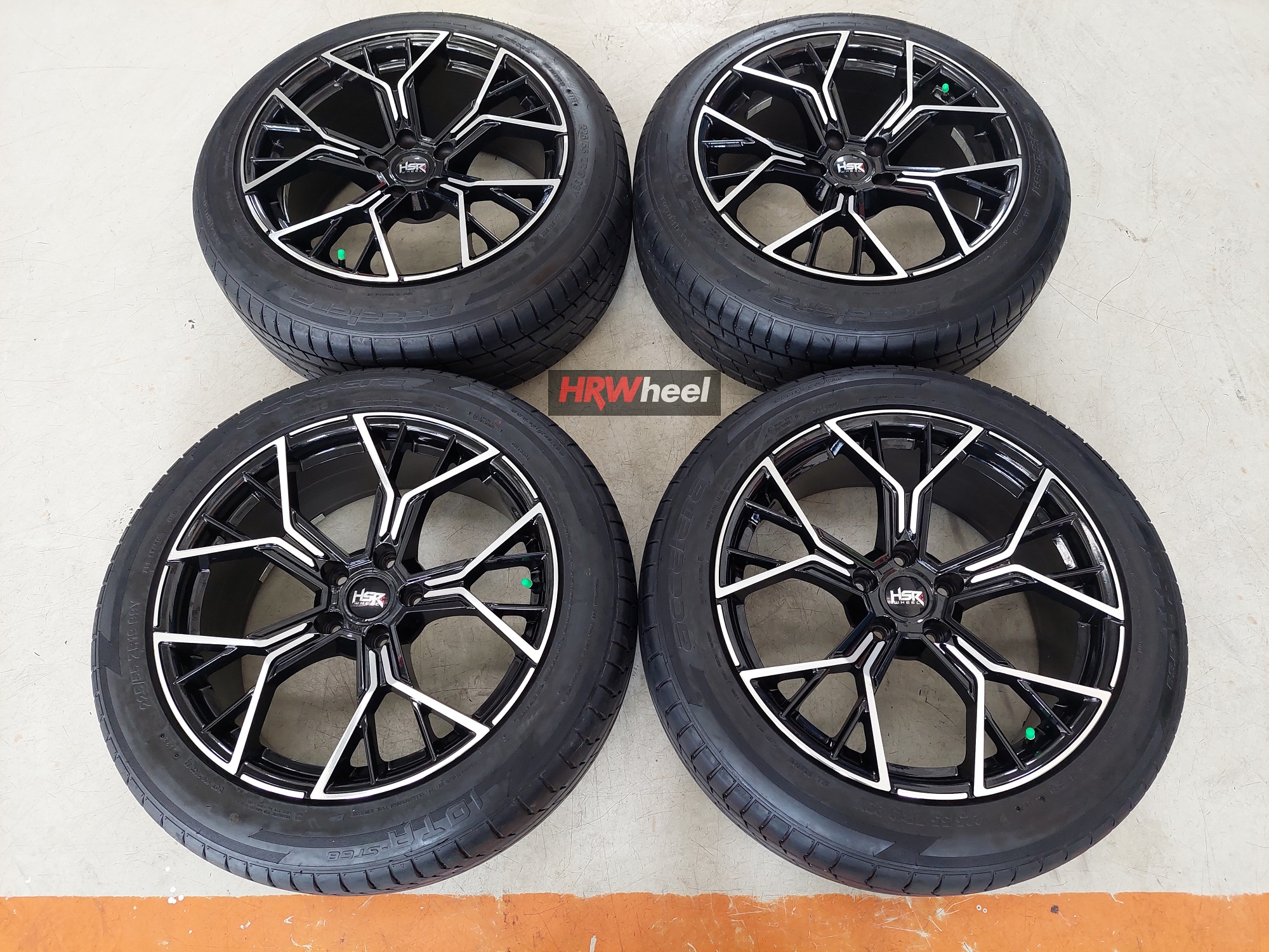 Velg Mobil Second Buat BMW HSR LOPOK Ring 19 Pcd 5×120 + Ban 225 55 R19