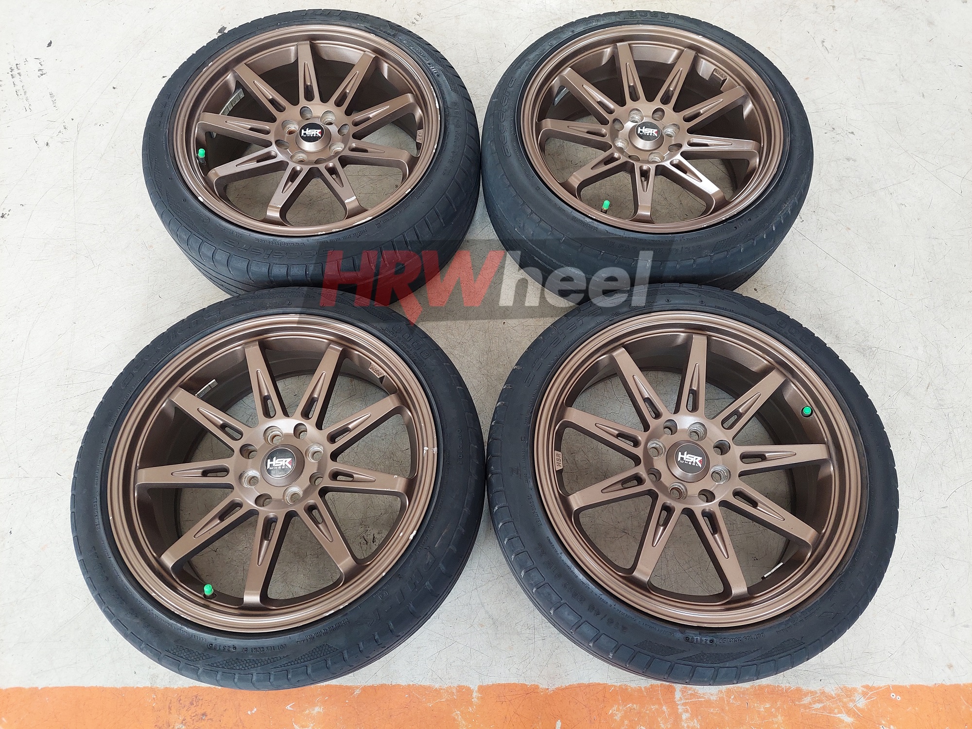 Velg Racing HSR Second Tikala Ring 17 + Ban Buat Jazz Yaris Avanza