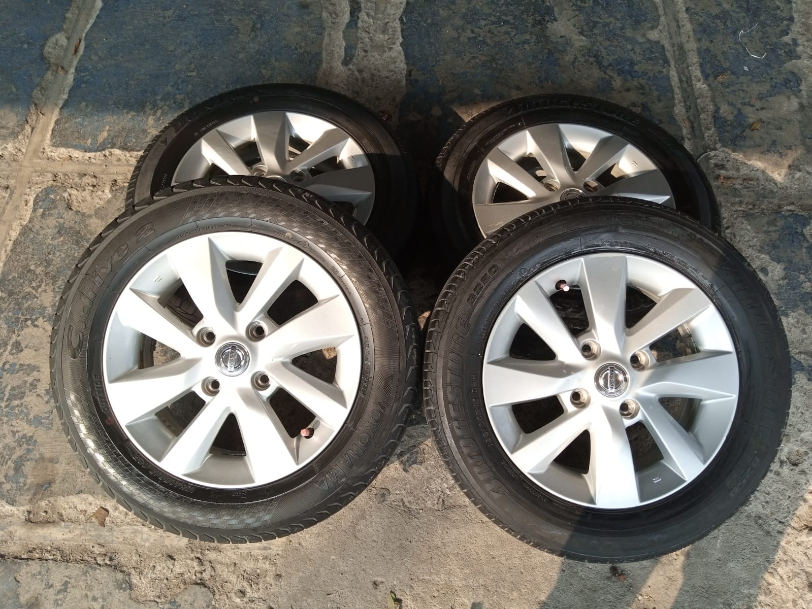 velg mobil bekas murah standar livina ring 15×5 lubang 4×114 seken bekas murah berkualitas