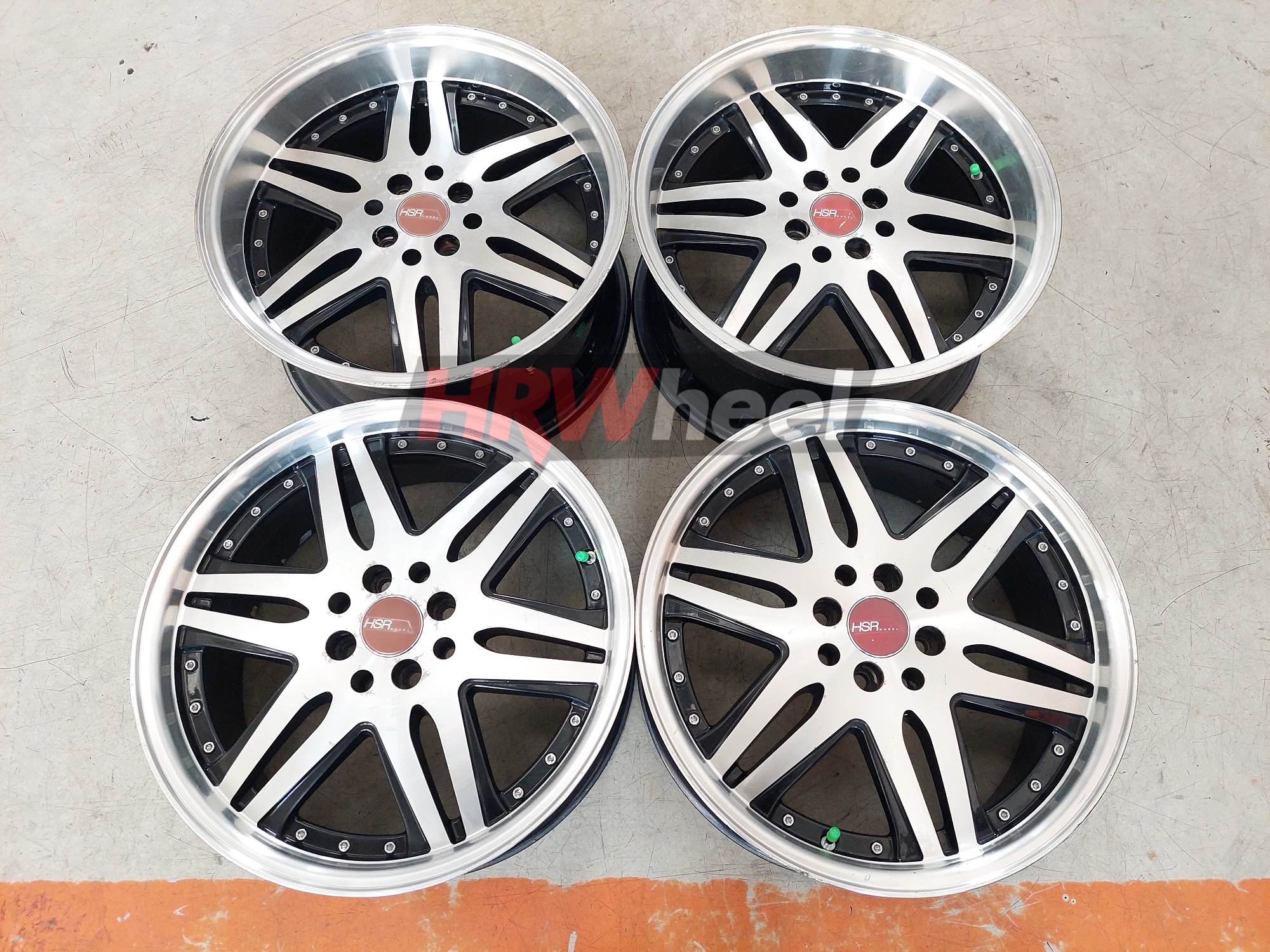 Velg Racing HSR Bekas Celong Cocok Jazz Livina Avanza Okayama Ring 17