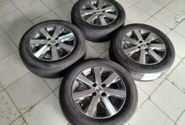 Velg Bekas Original freed r15+ban lebar 5,5 pcd 4×100